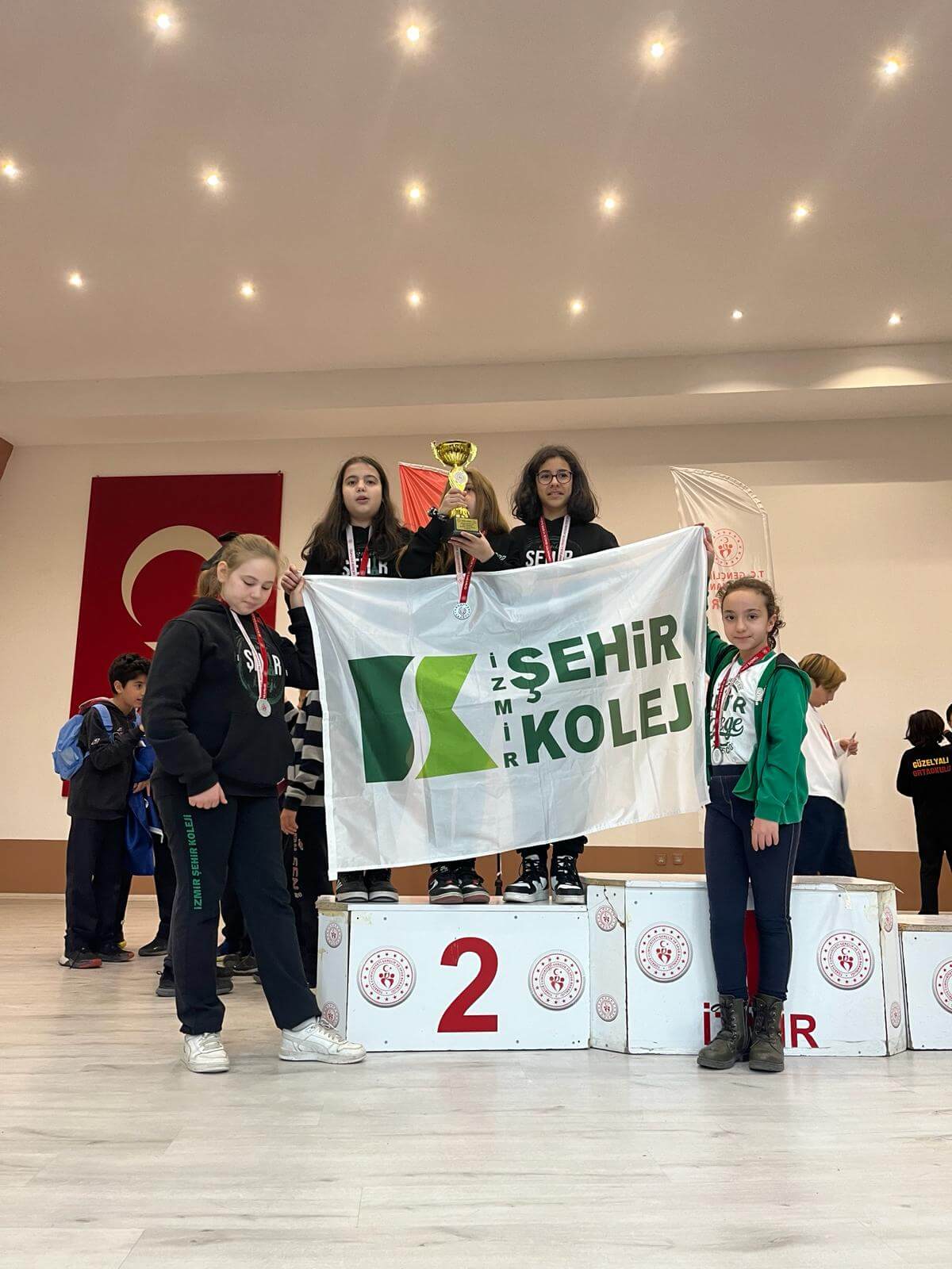 Okul Sporları Satranç Turnuvası Küçük Kız Takımı 2.liği